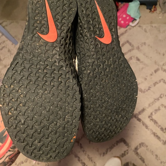 Metcon 4s - Picture 2 of 2